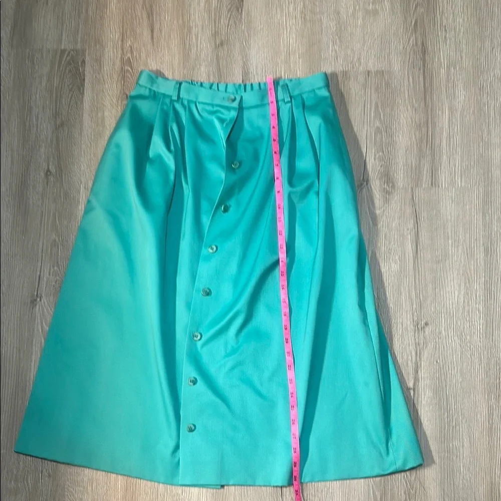 SOLD Weathervane Green Vintage Midi A-line Skirt for Casual Wear - Picture 7 of 7